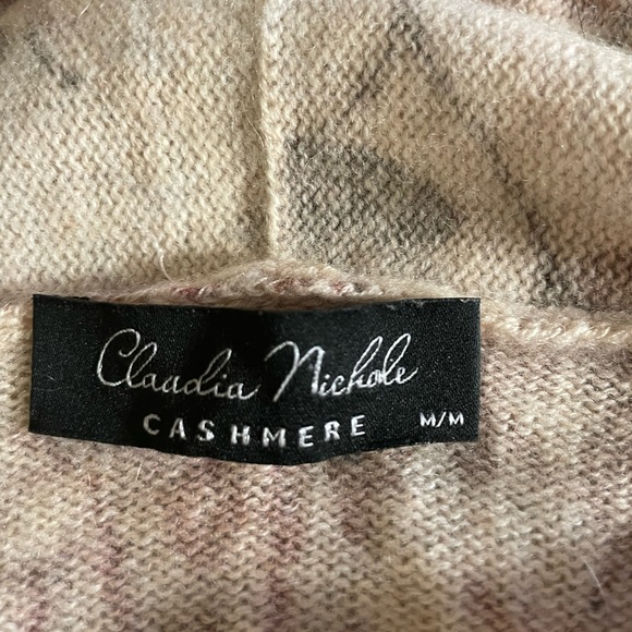 Cashmere Flyaway Sweater - Picture 9 of 9